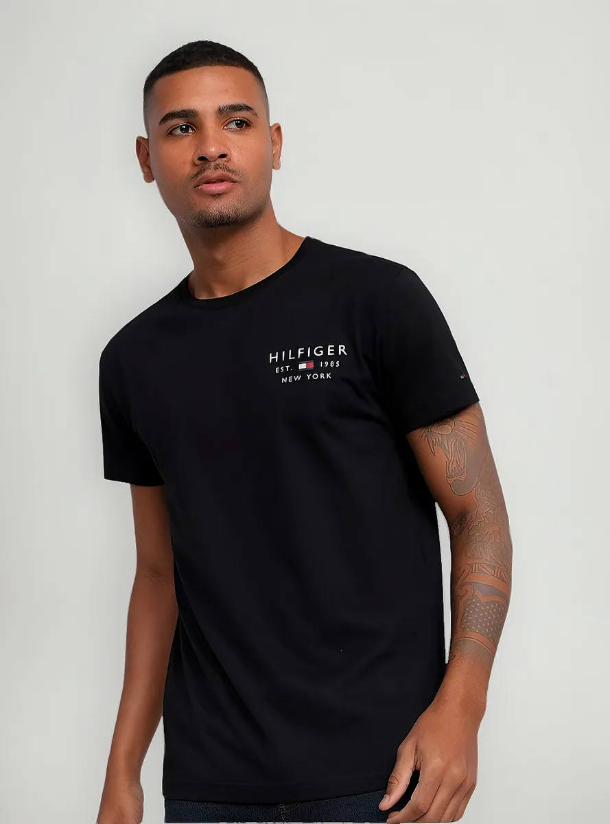 Camiseta Tommy Hilfiger Brand Love Logo Preta - Original