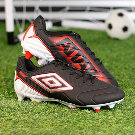 Chuteira Umbro Attak Iii Trava Alta Fixa Campo X-comfort