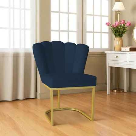 Poltrona Cadeira Leitura Recepção Decor Flor Estofado Veludo