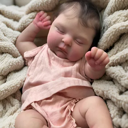 Boneca Bebe Reborn Realista Menina Princesa Em Tecido 50 Cm