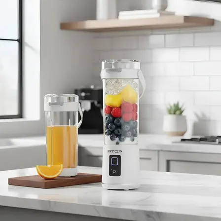 Mini Liquidificador Portatil Branco Com Copo 600ml Sem Fio Recarregável 12 Laminnas Com Copo Shake