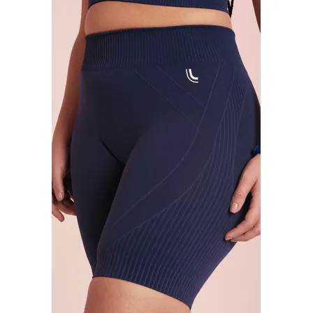 Bermuda Shorts Legging Compressão Anti Assadura Esporte