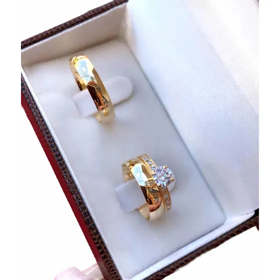 Par Alianças Tungstênio 4mm Banhada Ouro 18k Com Solitario