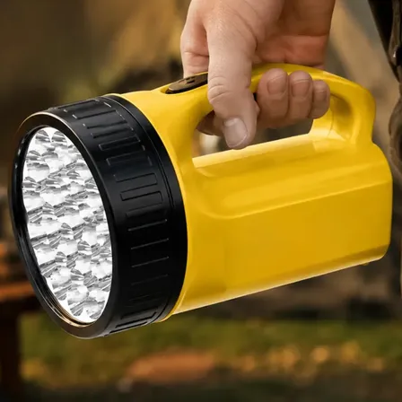 Lanterna Alta Potência Recarregável 19 Leds 110v/220v - Holofote Potente Com Alça para Pesca, Camping, Emergência