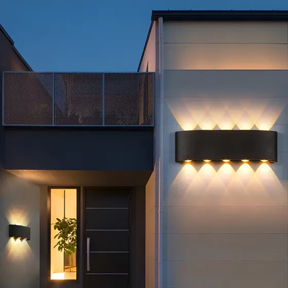 Arandela Luminaria Led Meia Lua Sobrepor Led