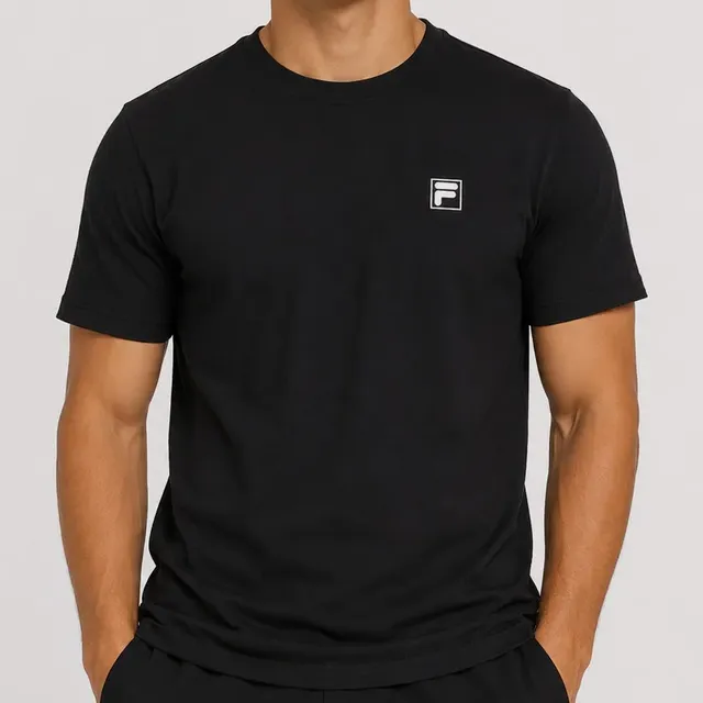 Camiseta Fila Comfort Classic Logo Preta E Branca Preto - M