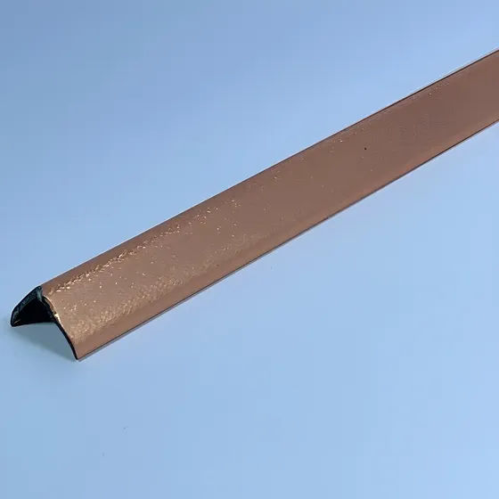 Perfil Cantoneira Pvc Metalizada 10mm Barra 3mt Com Fita 3m