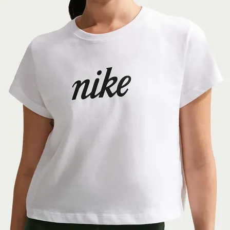 Camiseta Nike Sportswear Club Heritage Feminina