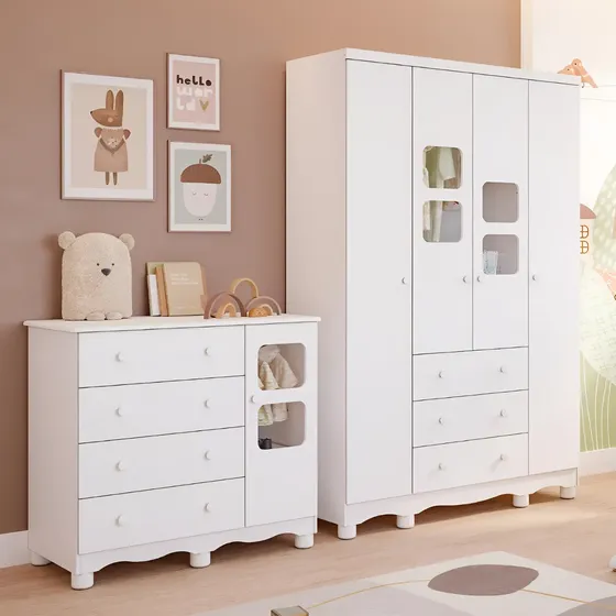 Quarto De Bebê Completo Com Guarda Roupa 4 Portas Cômoda Uli