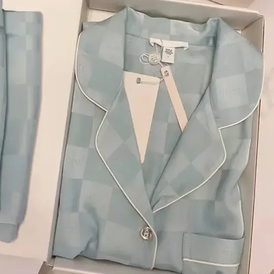 Pijama De Seda Fosca De Manga Comprida De Duas Peças Para Mu