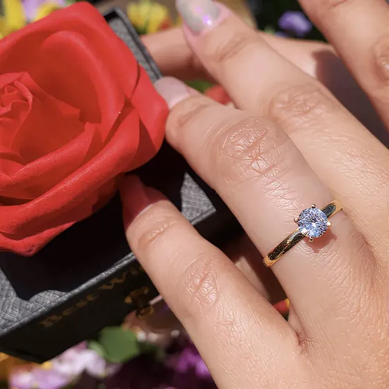 Anel Solitário Lírio Ouro18k Casamento Pedido Noivado Ouro