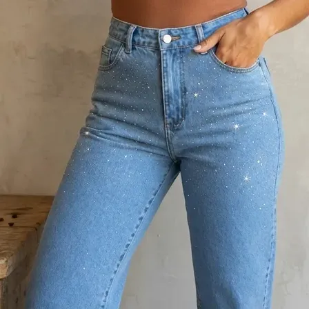 Calça Jeans Feminina Mom Strass Azul Claro Premium