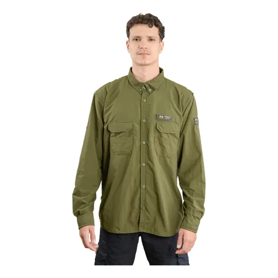 Camisa De Pesca Vermelha E Outras Terra Nativa