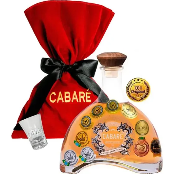 Cachaça Cabaré 15 Anos Garrafa 700ml Copo + Laço + Veludo