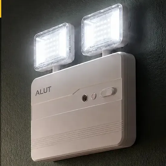 Luminária de Emergência Bloco LED 5w 1200 lm Bivolt com Autonomia de 4h 6500k Branco Frio Para Parede e Teto Cod: ALUT000802 Alut by Avant