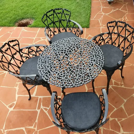 Conjunto Varanda Viena 01 Mesa Alta Com 04 Cadeiras