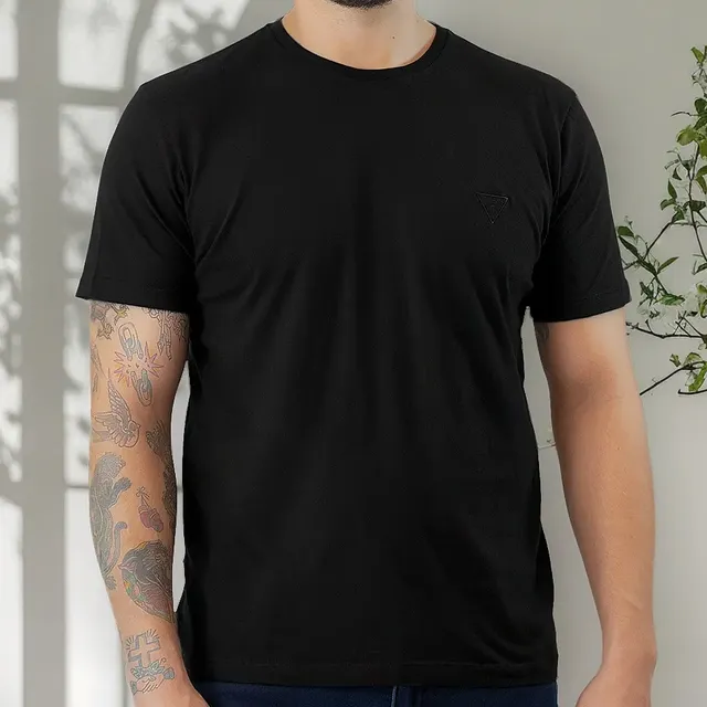 Camiseta Guess Masculina Bordado Peito Preta