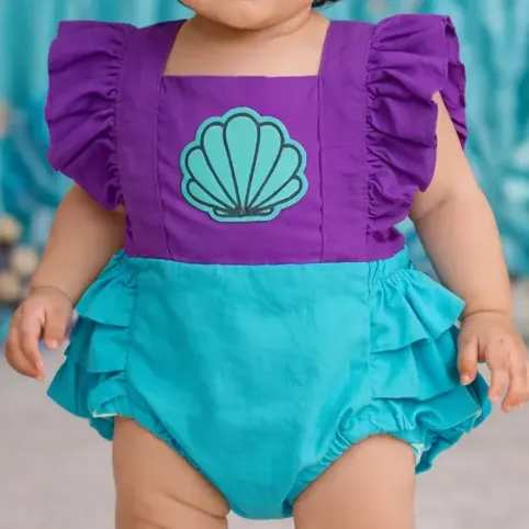 Romper Jardineira Ariel Pequena Sereia Com Faixa Mesversário