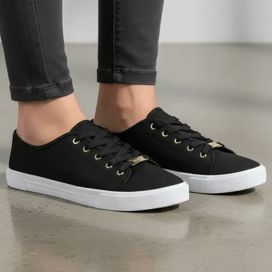Tênis Casual Preto Conforto E Estilo Para O Dia A Dia
