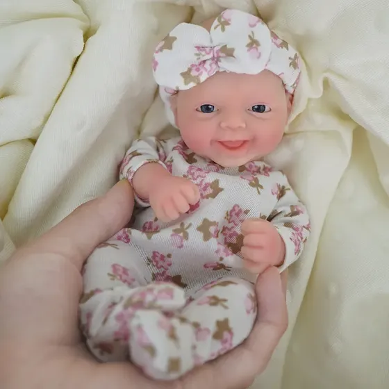 Bebê Reborn Boneca 20cm Menina Silicone Sólido, Flexível E Macio Ao Toque Com Olhos Azuis -ig237