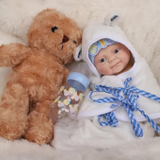Boneca Menino Bebé Reborn 40cm Realista Silicone Sólido Muito Macio Banho Permitido