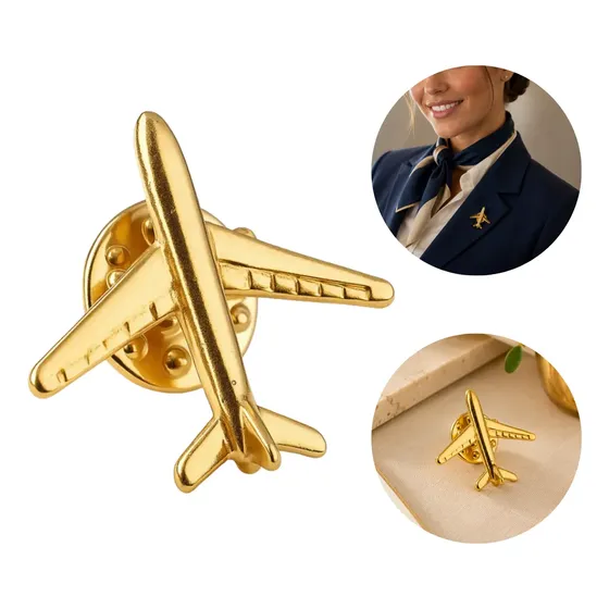 Pin Botton Broche Avião Aeromoça Folheado