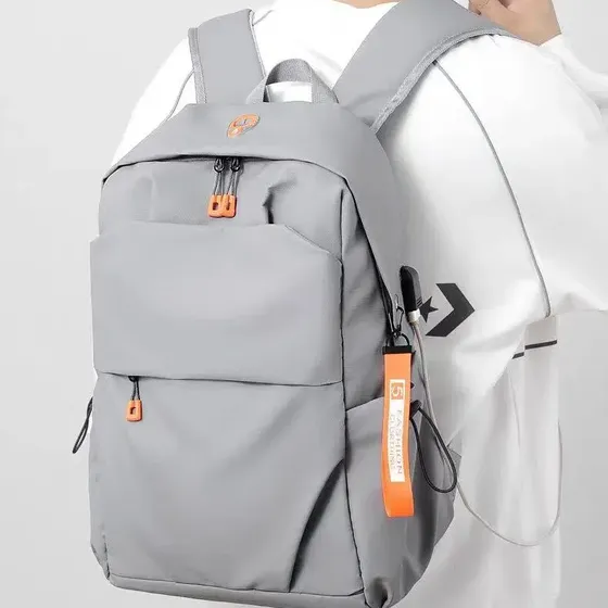 Mochila Escolar Walcos Grande 30l Moderna Para Adultos