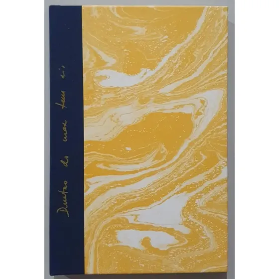Livro Maria Bethania - Dentro Do Mar Tem Rio