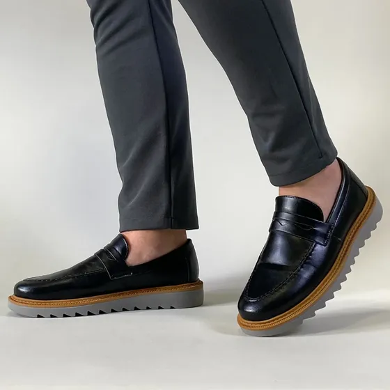 Sapato Masculino Casual Loafer Tratorado Comfort Cnz