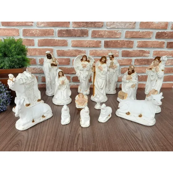 Presépio Natal 15 Peças Família Natalina Jesus Pastores 22cm