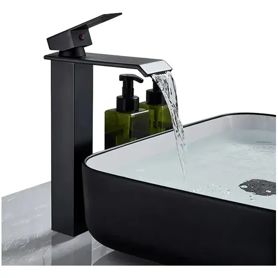 Torneira Para Bica Alta Banheiro Preta Cascata Quadrada 30cm Acabamento Fosco Cor Preto215