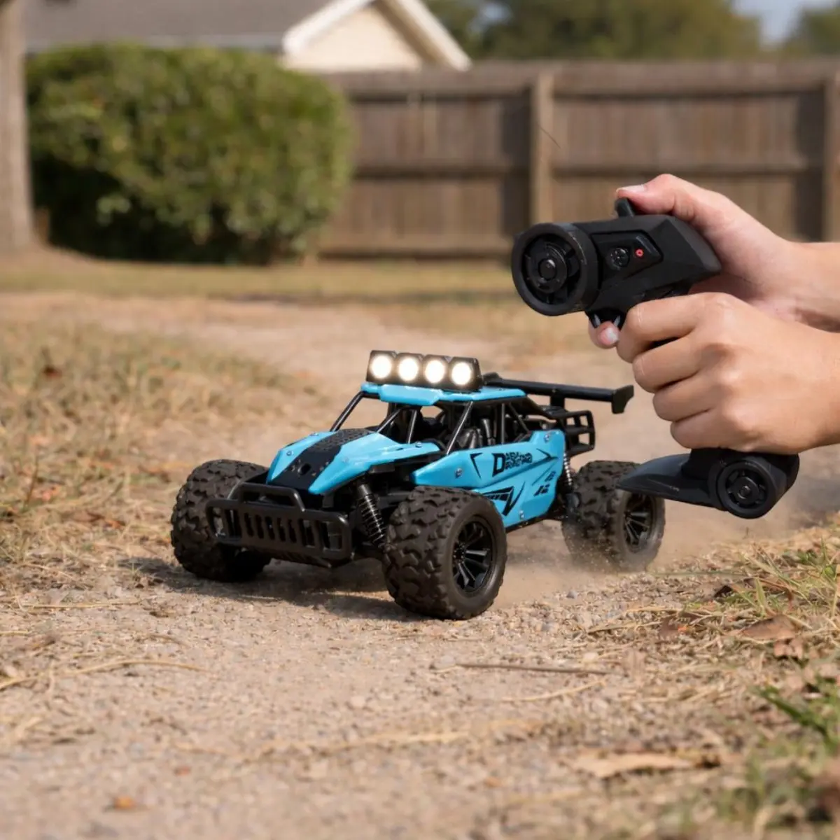 Carrinho De Controle Remoto Estilo Buggy Com Aerofólio