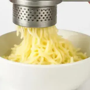 Espremedor De Batata Profissional Aço Inox Resistente Manual Prateado