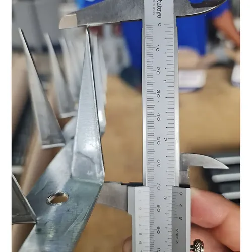 Kit 10 Mts De Lança Cortante Para Protecão De Muro Mandibula Cinza