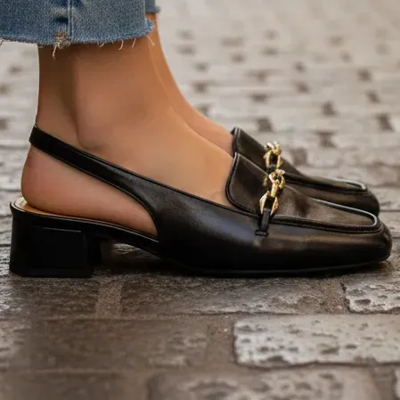 Mocassim Feminino Slingback Salto Bloco Corrente Anacapri