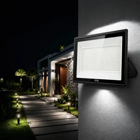 Refletor Led Super Potente 1500w Holofote Bivolt Ip66 6500k 127/220v Preto Branco-frio