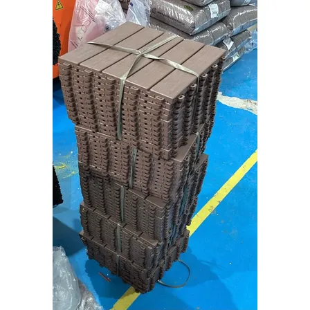 Kit 40 Deck Modular Encaixe Rápido 30x30 Marrom Escuro Marrom-escuro
