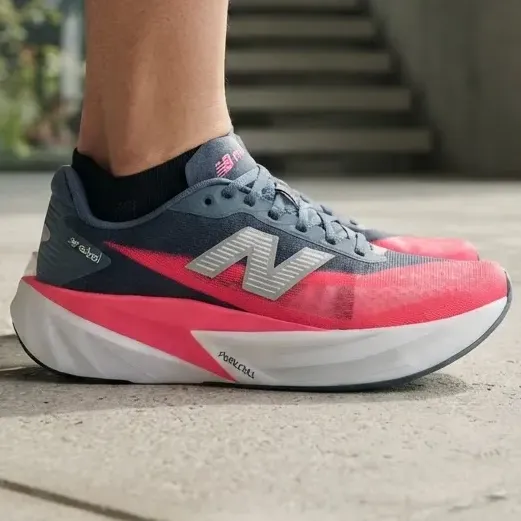 Tenis New Balance Fuelcell Rebel V5 Corrida Performance Marinho/rosa 37 Br