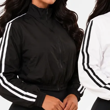 Kit 2 Jaqueta Corta Vento Feminina Fitness Listras Laterais Preto E Branco 36 - 42 Liso